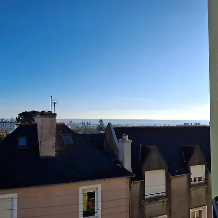 Lumineux Dans Les Hauts De Recouvrance * Brest